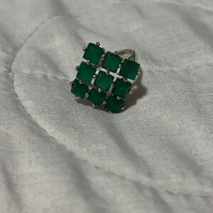 Elegant Green Silver Ring size 7